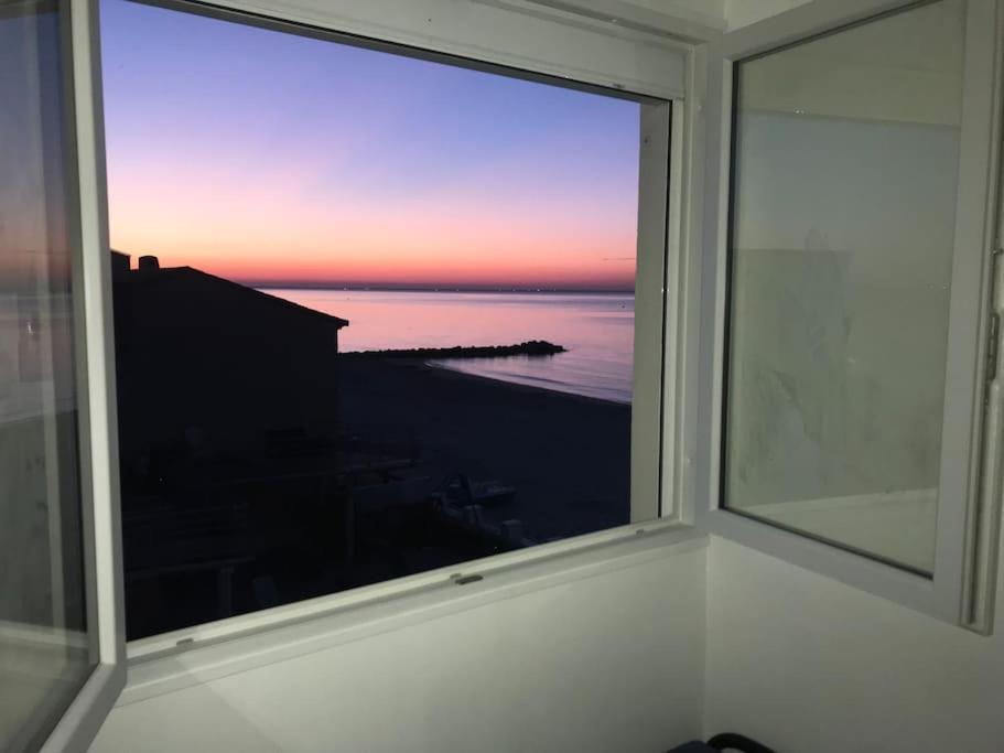 Estudio 1ere Ligne Vue ,place De Parking Privee Acces A La De La 3eme Etage Palavas-les-Flots